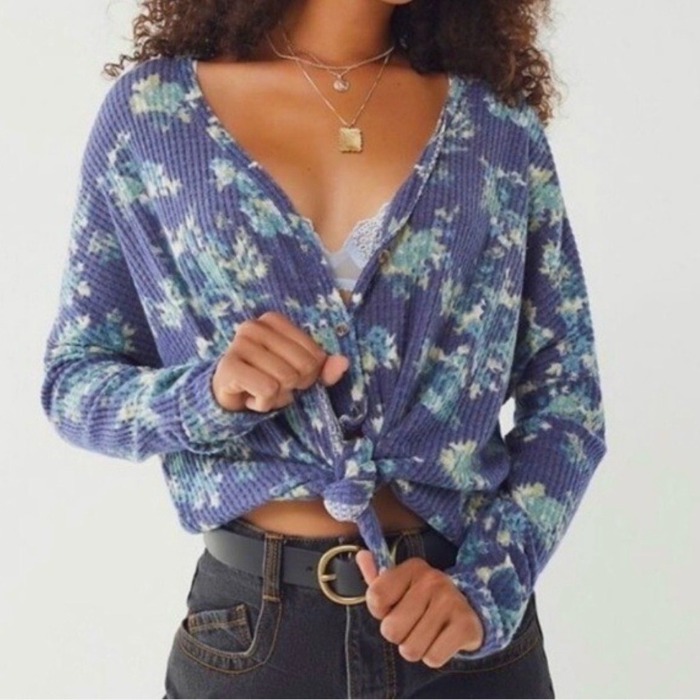 Urban Outfitters Oversized Floral Waffle Knit Top | Cozy Boho Pullover | M